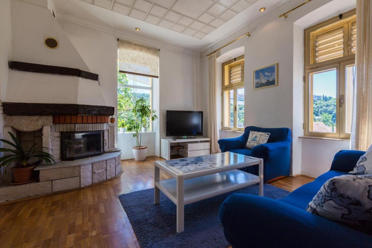 Petrinovic C Appartement Crikvenica Buitenkant foto