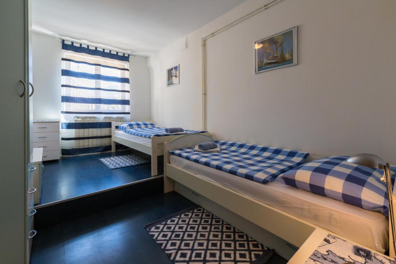 Petrinovic C Appartement Crikvenica Buitenkant foto
