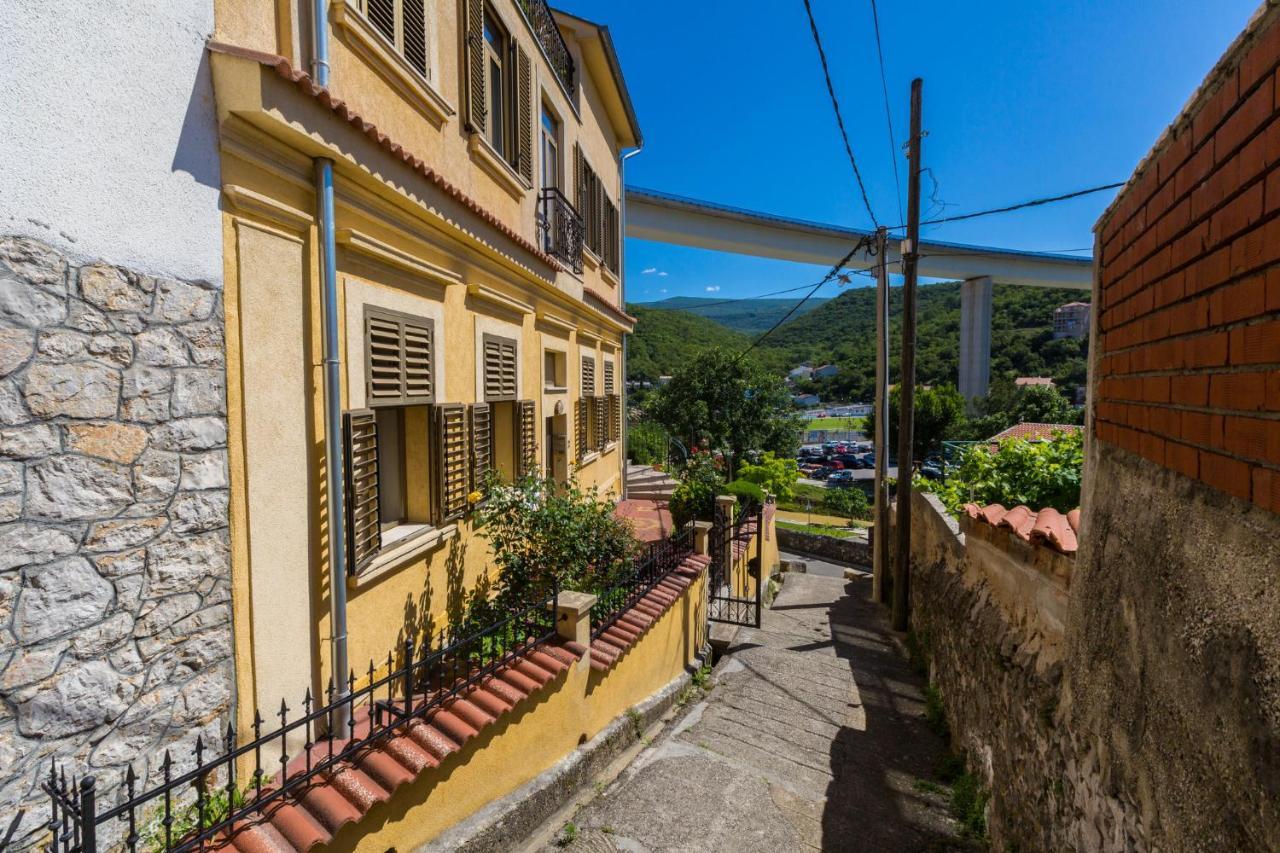 Petrinovic C Appartement Crikvenica Buitenkant foto